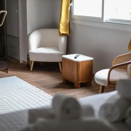Hotel Erawan Boutique Évreux