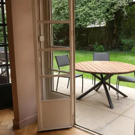 Erawan Boutique Hotel Évreux