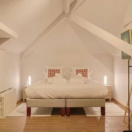 Erawan Boutique 4* Évreux
