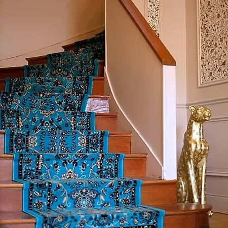 Erawan Boutique מלון Évreux