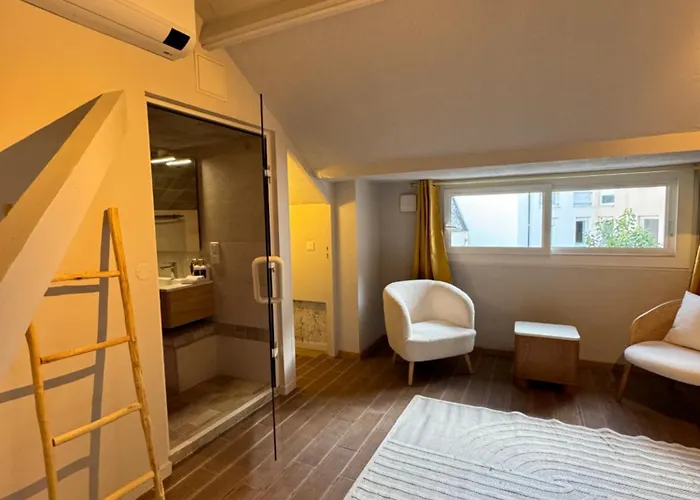 Hotel Erawan Boutique 4*