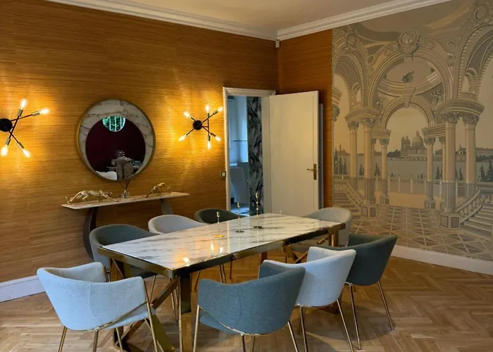 Hotel Erawan Boutique 4*